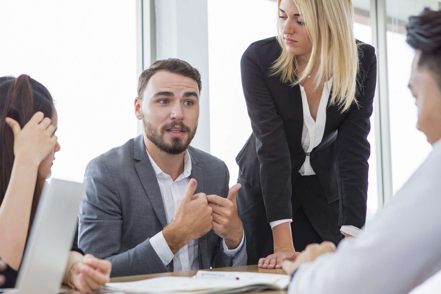 Quels droits pour l’associé qui se retire d’une SCP ?