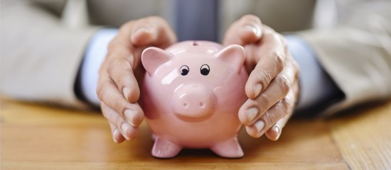 Épargne : quel comportement adoptent les Français face à l’incertitude politique ?